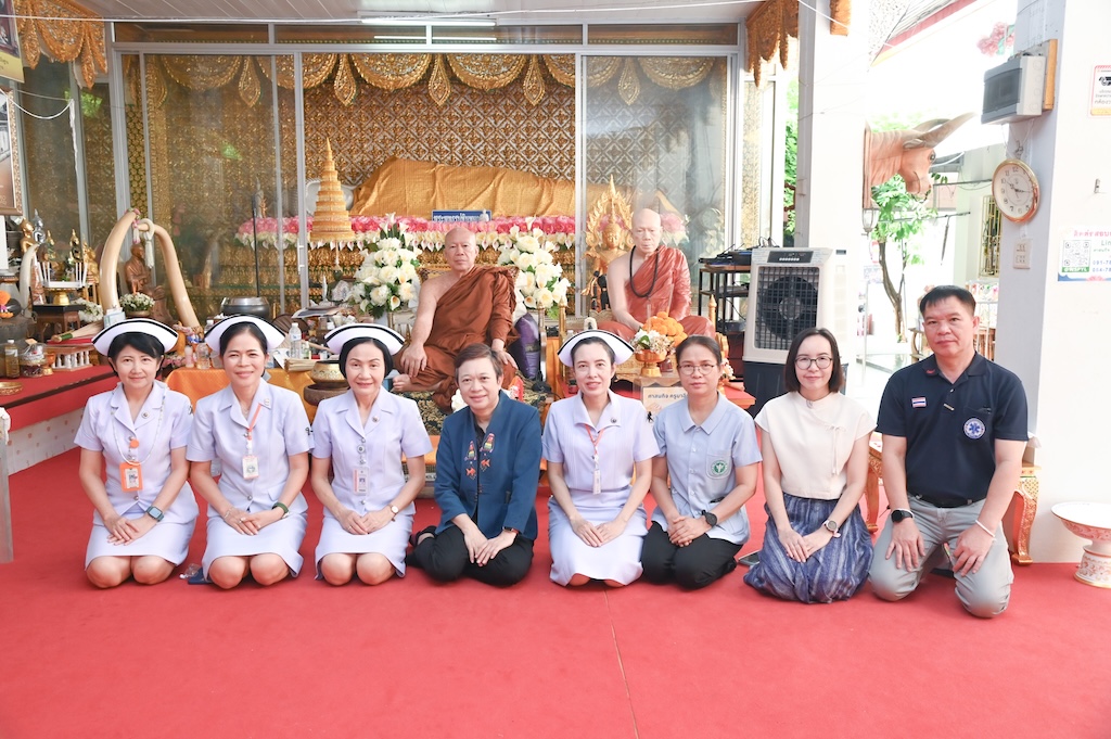 ดำหัวพระผู้ใหญ่ ครูบาอินทร