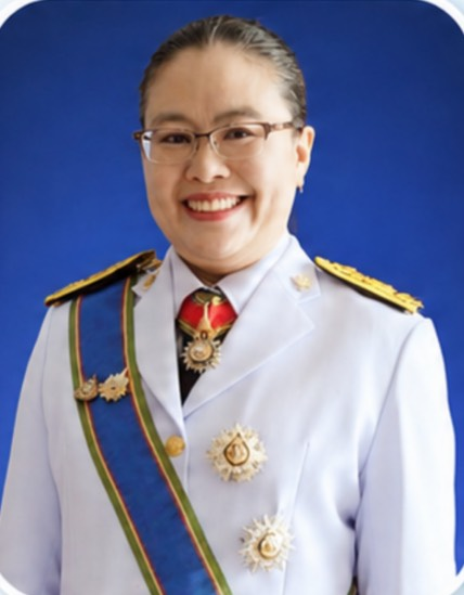 พญ.ตุลาพร อินทนิเวศน์